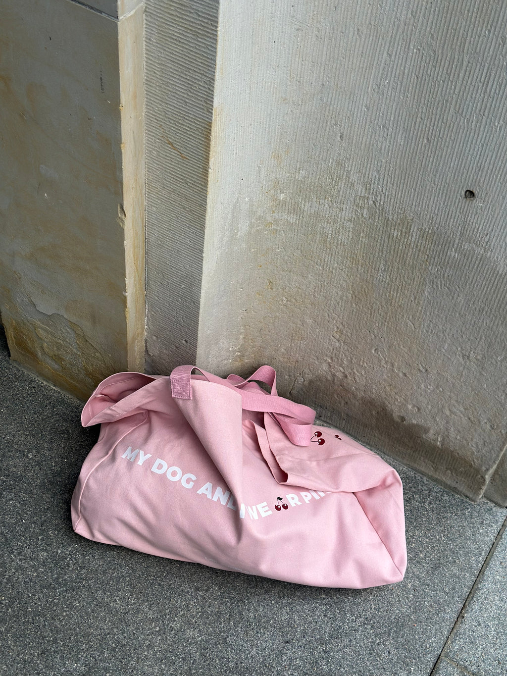 XL TOTE BAG l CHERRYS